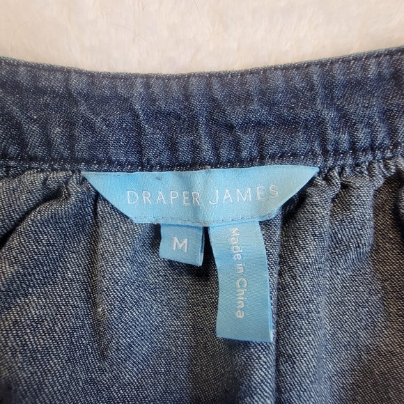 Draper James Split V-Neck Ruffle Trim Chambray Denim Shirt Blouse Top M Naisha - Picture 6 of 12